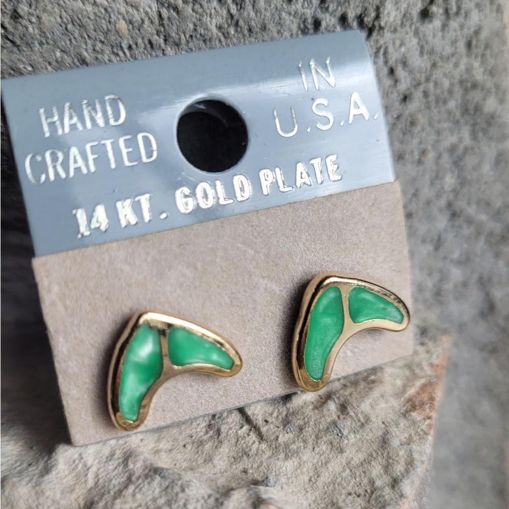 New! 14Kt Gold Boomerang Gem Stud Earrings